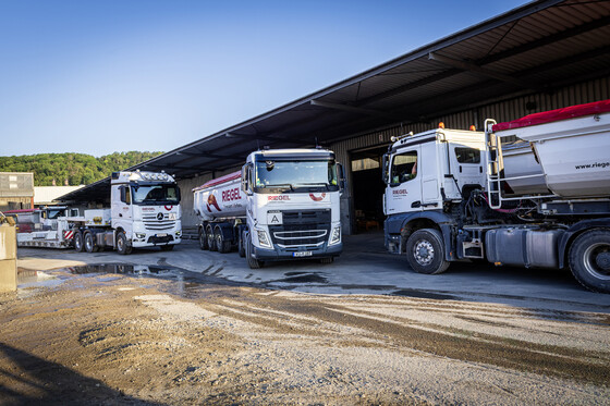 Riegel-Transport-Erdbau-Neuer-Hafen-Fuhrpark-2764